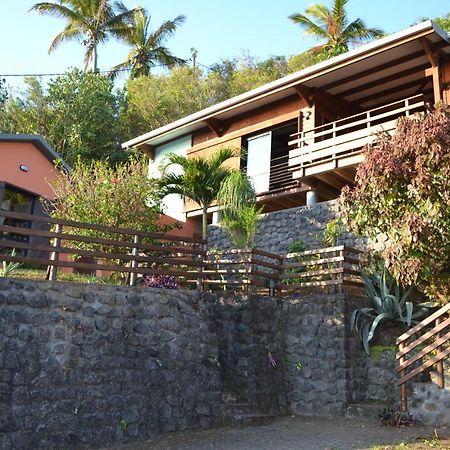 Villa Atypique Le Chat Perche De Grand Anse Petite Île Exterior foto