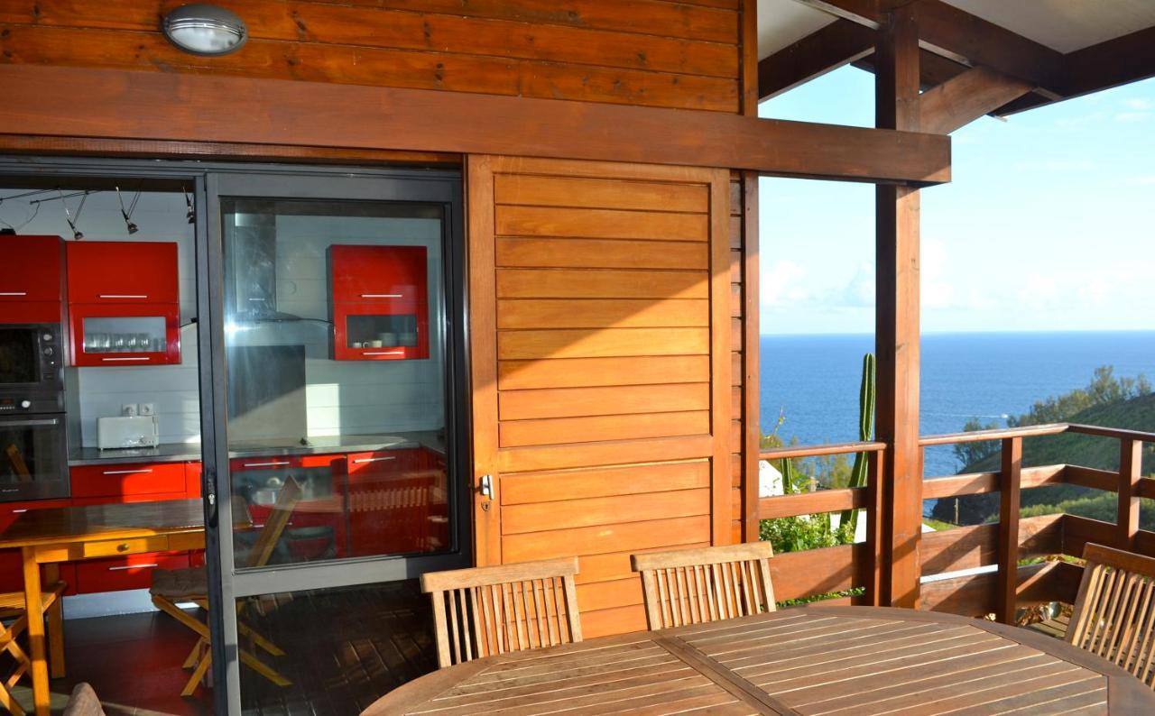 Villa Atypique Le Chat Perche De Grand Anse Petite Île Exterior foto